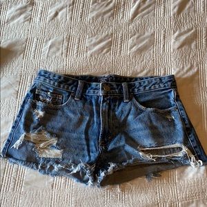 Abercrombie & Fitch Harper low rise short size 28